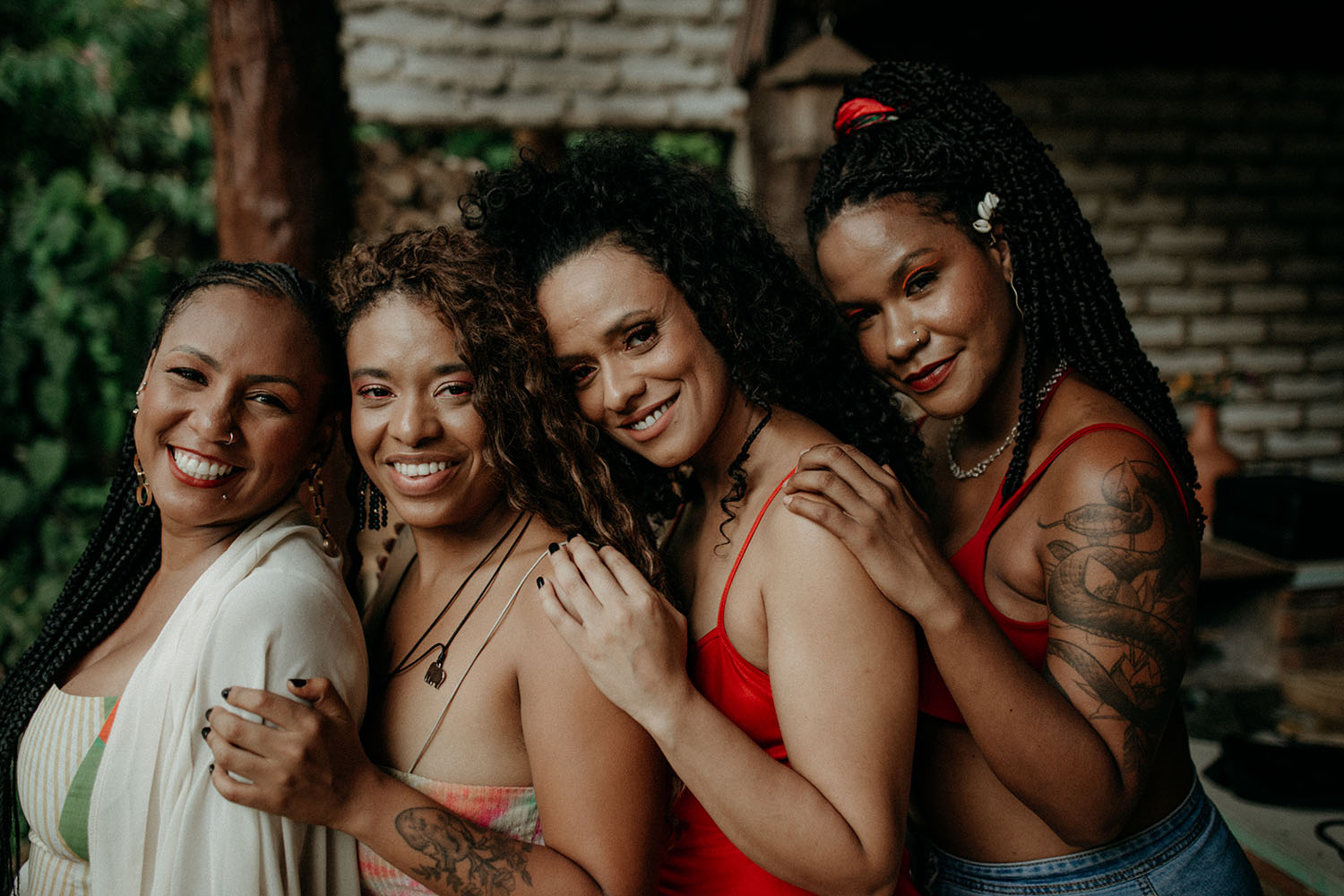 As protagonistas da 2ª temporada de Diaspórica  a cavaquinista e percussionista, Maximira Luciano; a clarinetista, Kesyde Sheilla; a cantora, atriz e compositora,  Flávia Carolina e a MC Rapper, Inà Avessa. (