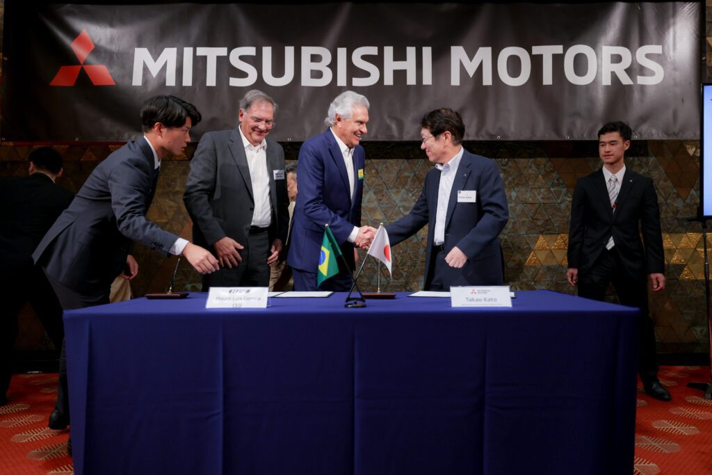 Caiado-na-Mitsubishi-do-Japao_Junior-Guimaraes-1024x683-1